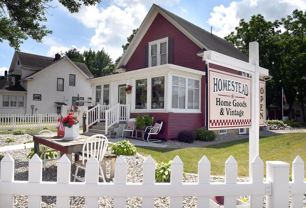 Homestead: Contemporary shopping, historical setting ...