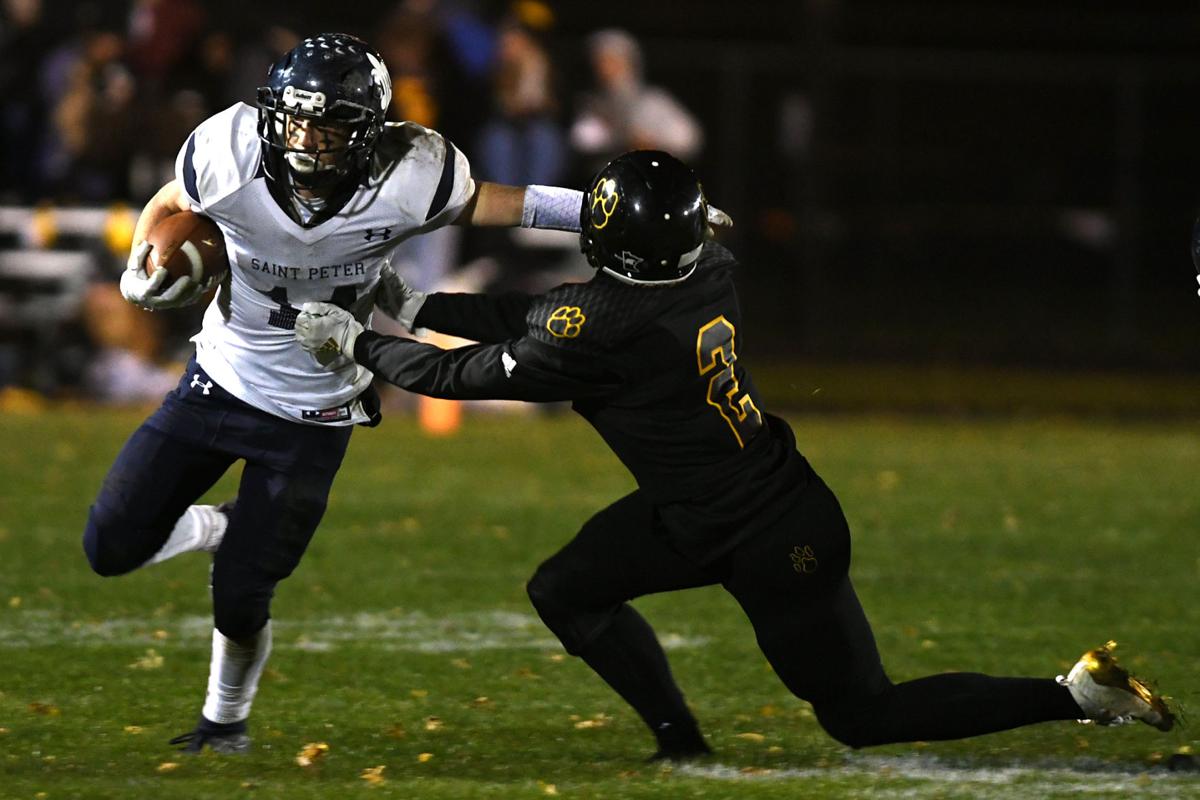 Mankato East Defeats St Peter 36 14 In Section Football Local