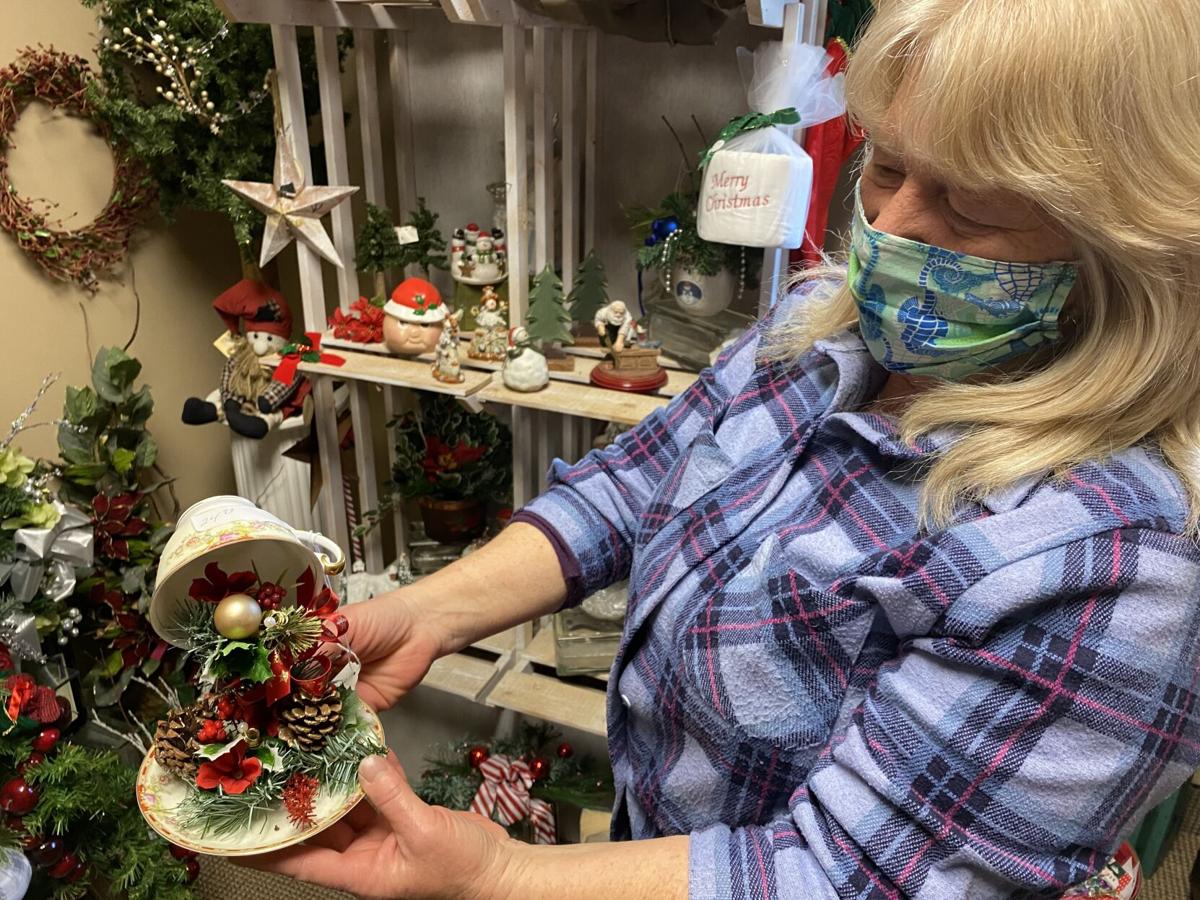 Talent abounds as area artists turn focus to the holiday ...
