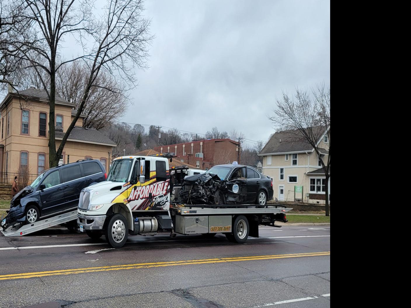 UPDATE: Taxi hits vehicle, damages four North Broad Street ...