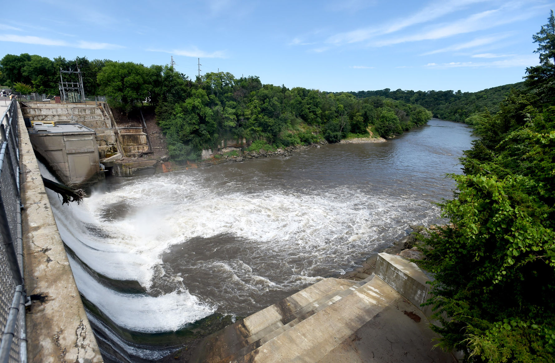 Video%3A+House+at+Rapidan+Dam+collapses+into+Blue+Earth+River+in+Minnesota+%26%238211%3B+InForum