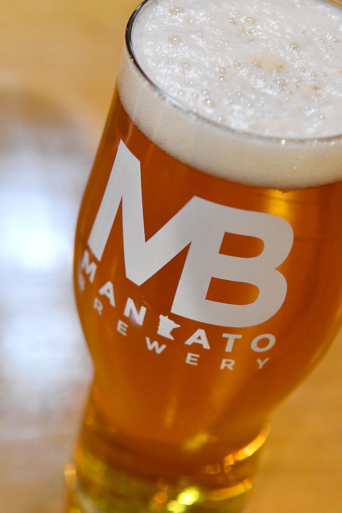 mankato brewery leaf raker clipart