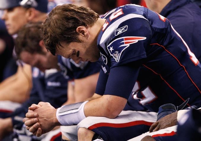 Justin Tuck on Tom Brady's toughness: Giants 'broke him in half' in Super  Bowl and QB kept getting up 