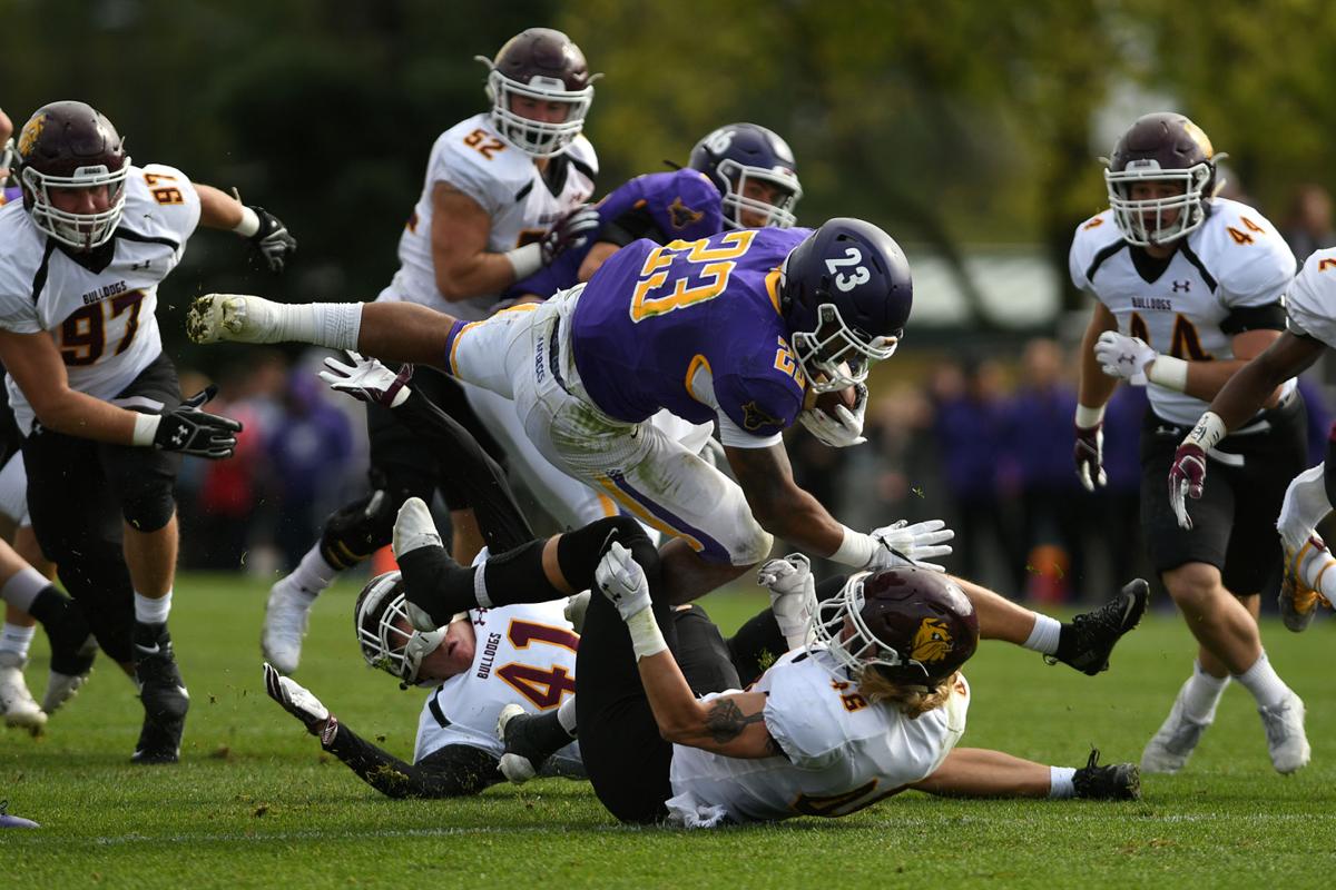 Msu Football Romps Over Minnesota Duluth 52 7 Local Sports