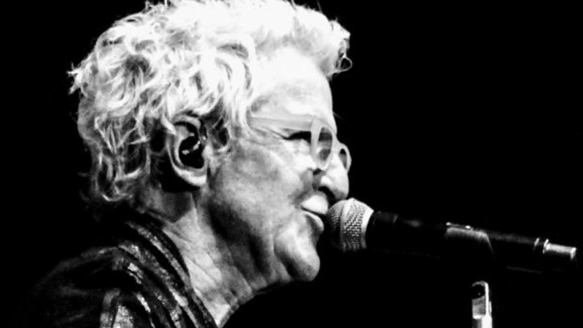 Review Reo Speedwagon Played The Hits Pleased The Crowd