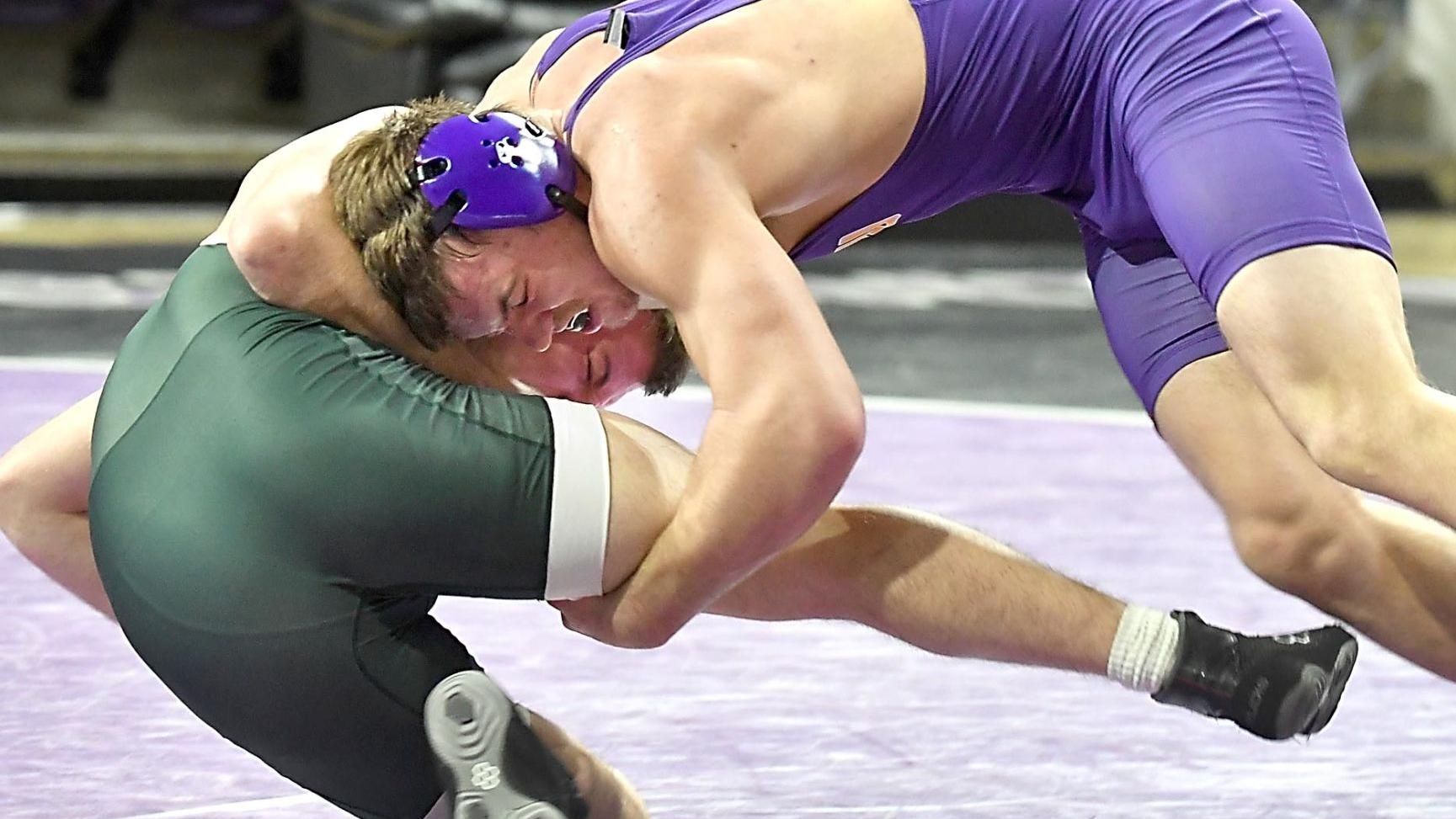 Msu Wrestlers Escape With A 20 18 Home Win Local Sports Mankatofreepress Com
