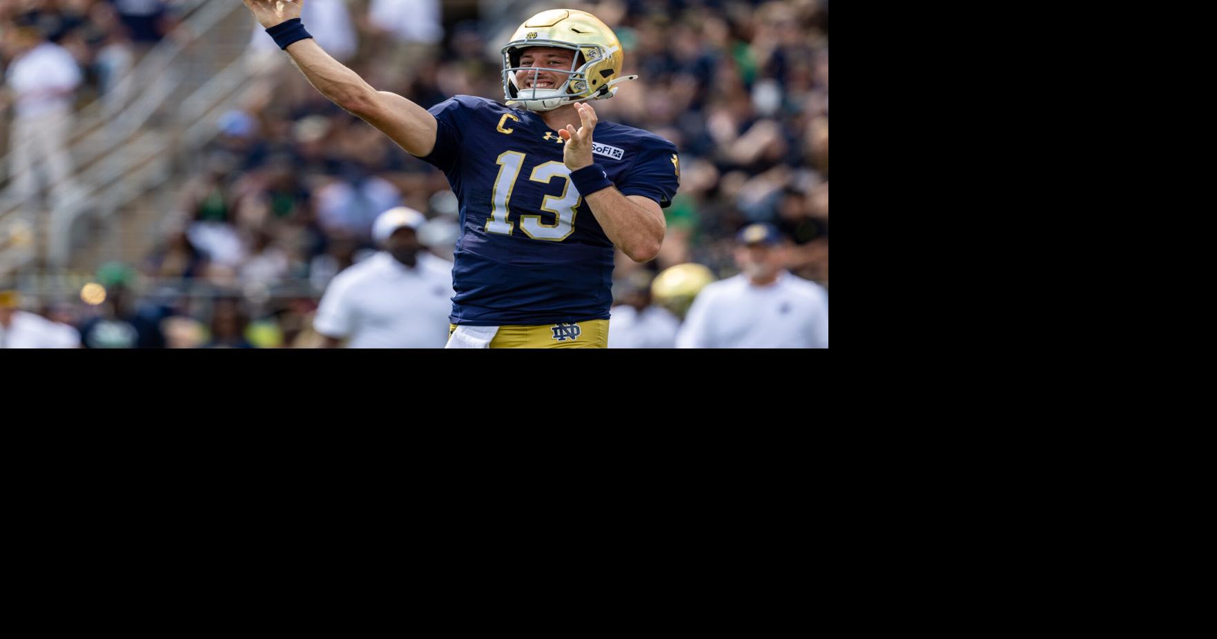 C.J. Carr throws for 4 touchdowns as No. 3 Notre Dame routs visiting Rice 52-0