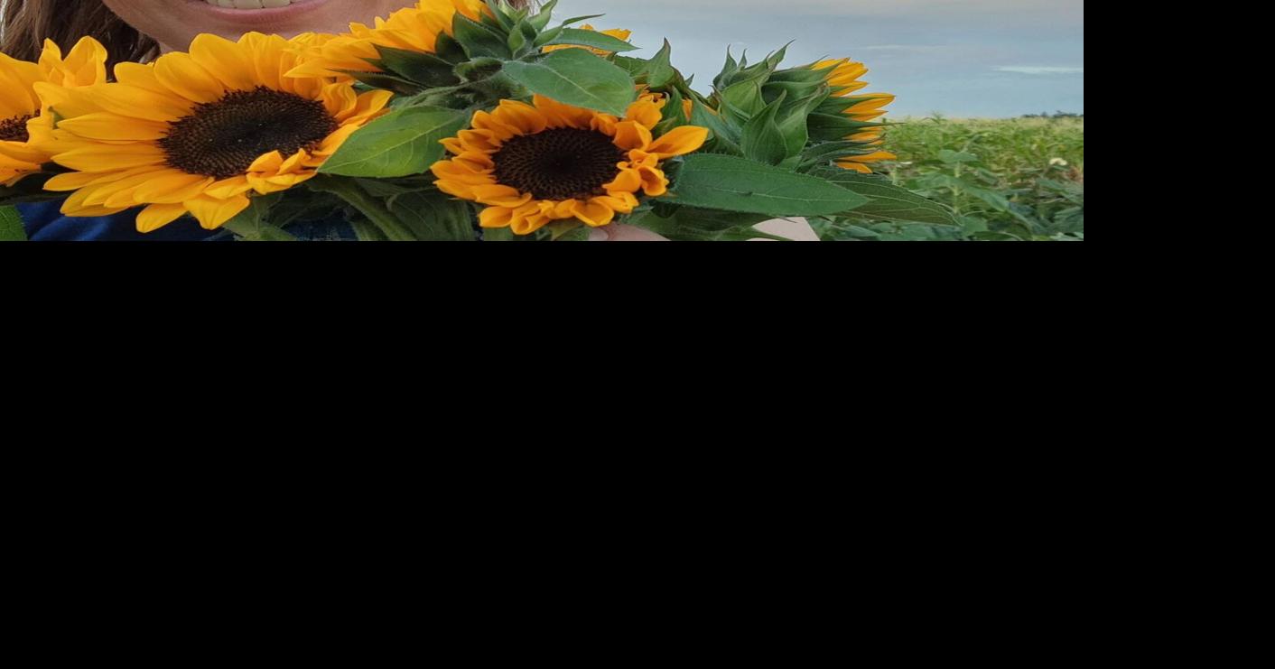 Area farmers market vendors debut fall wares