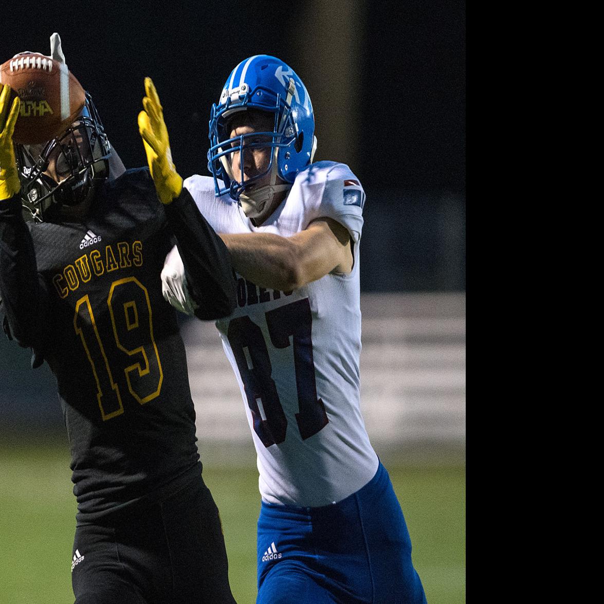 In First Start East Qb Gets Passing Grade Local Sports