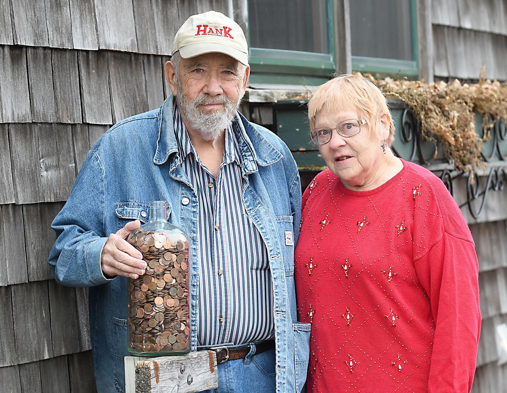 Pennies from heaven: Mankato couple gives 42,878 cents to hunger program - Vimarsana News