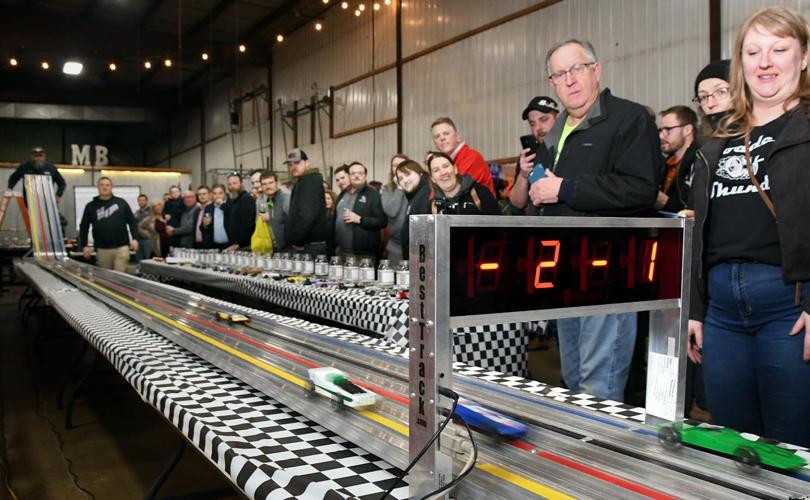 Pinewood derby 1.jpg
