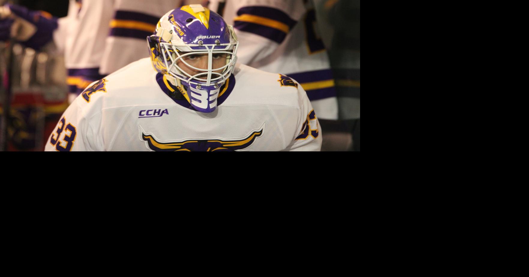 How relationships impacted Alex Tracy's career