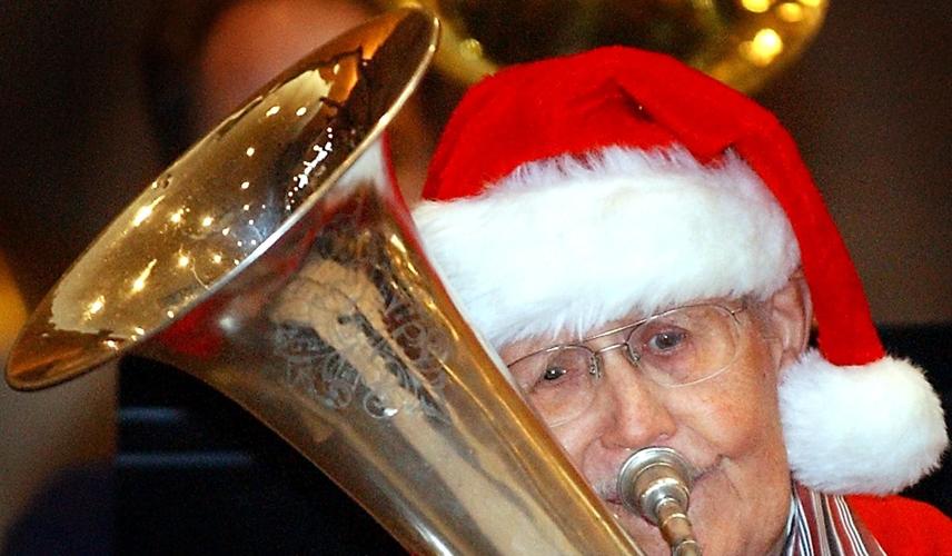 100-year-old tuba player names music as secret to longevity