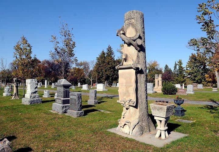 Closeup Plenty of New Ulm's heritage rests in city cemetery
