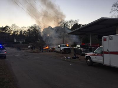 Gas explosion rocks Alabama city, resulting in 1 dead and 3 injured
