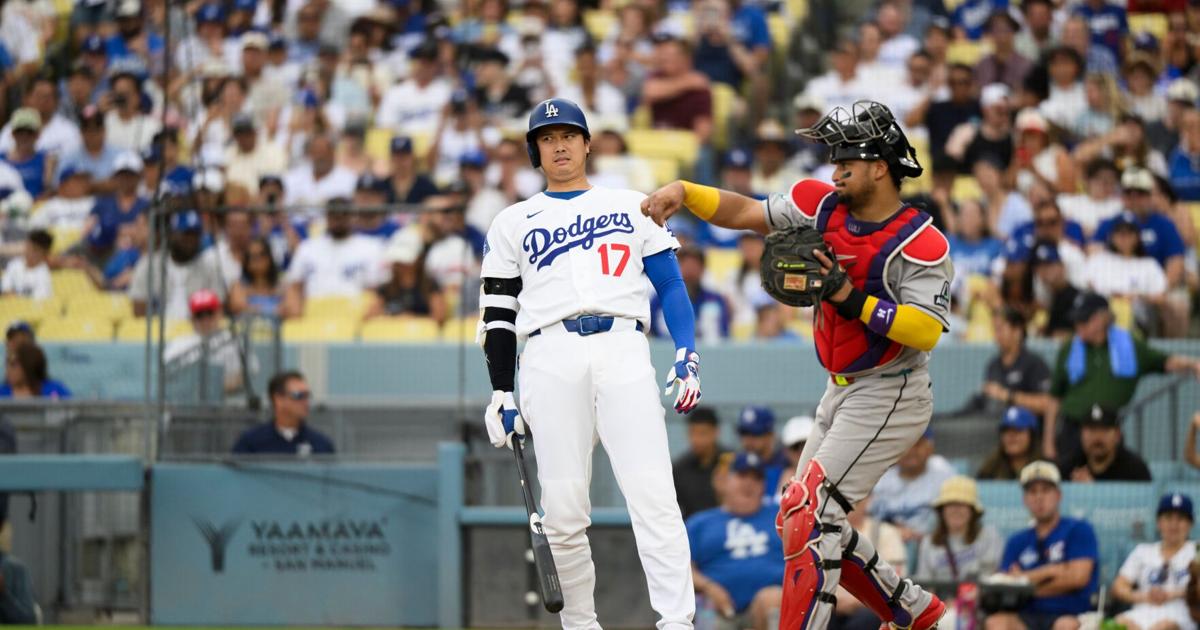 Shohei Ohtani had lubricant injected into his knee and is likely to pitch Wednesday at Philadelphia
