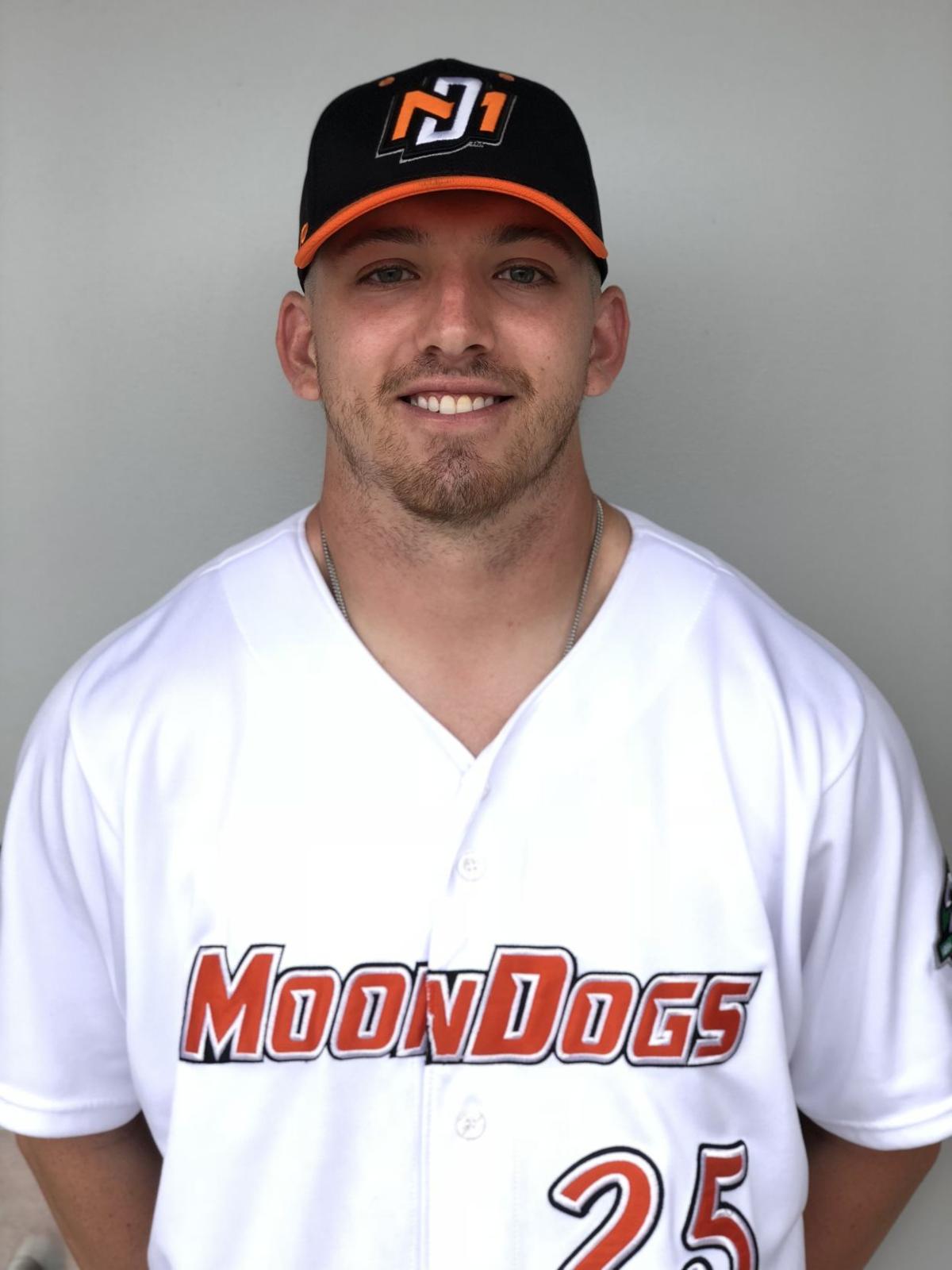 Former MoonDog Naquin Makes MLB Debut - Mankato MoonDogs