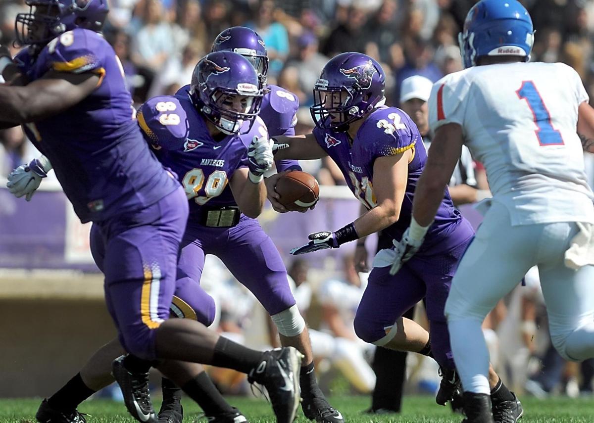 Gallery Minnesota State Football V University Of Mary Photos Mankatofreepress Com