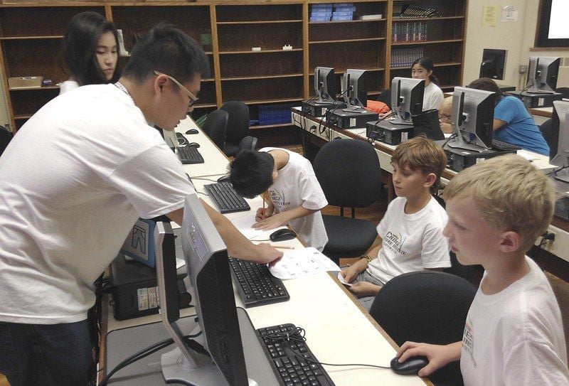 Opening Doors Businesses Individuals Use Local Chinese Language