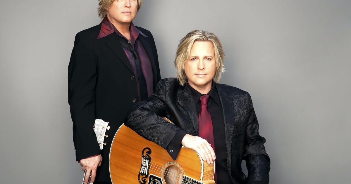 The Nelsons join Night Rider at Mankato's RibFest