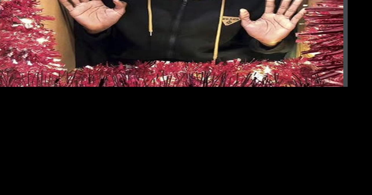 Some college students stay put during winter break