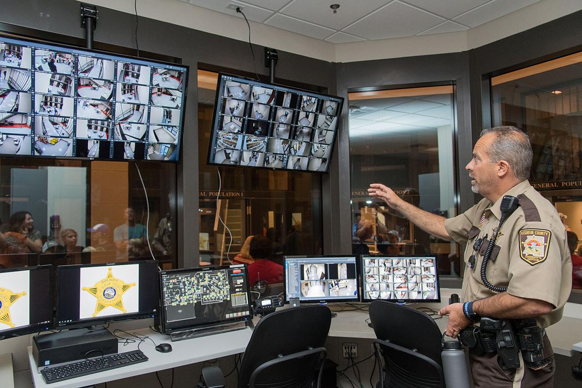 Le Sueur County Shows Off Its 30m Justice Center News Mankatofreepress Com