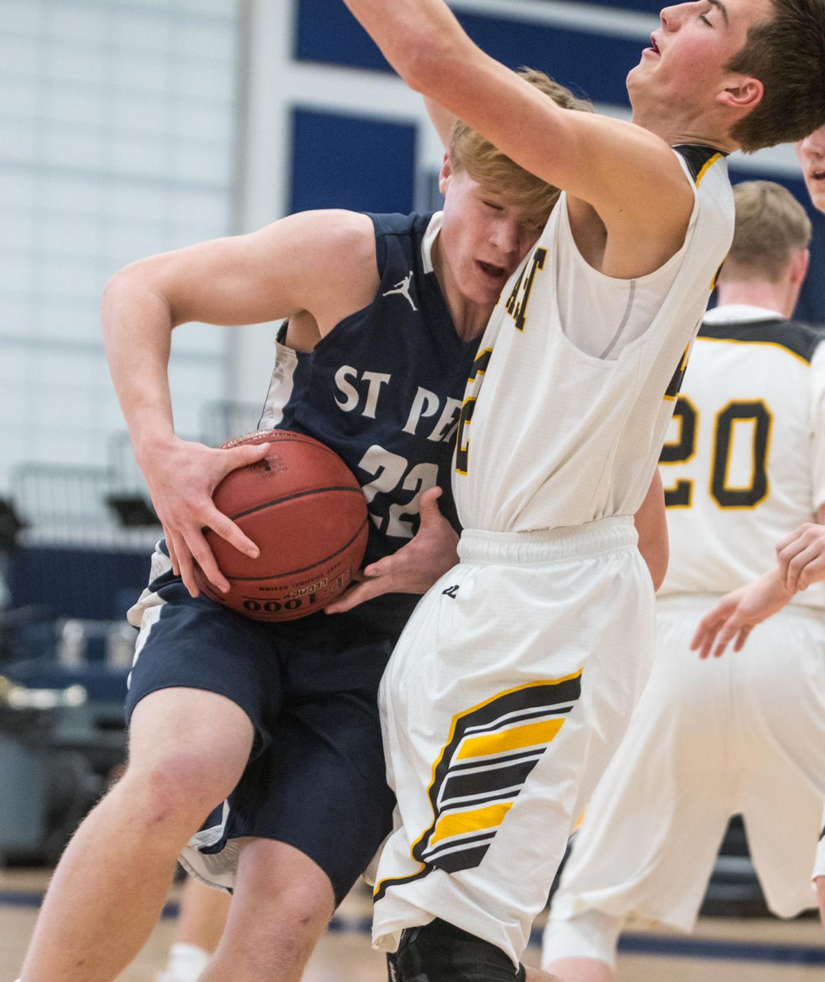 Sibley East holds off upsetminded St. Peter Sports