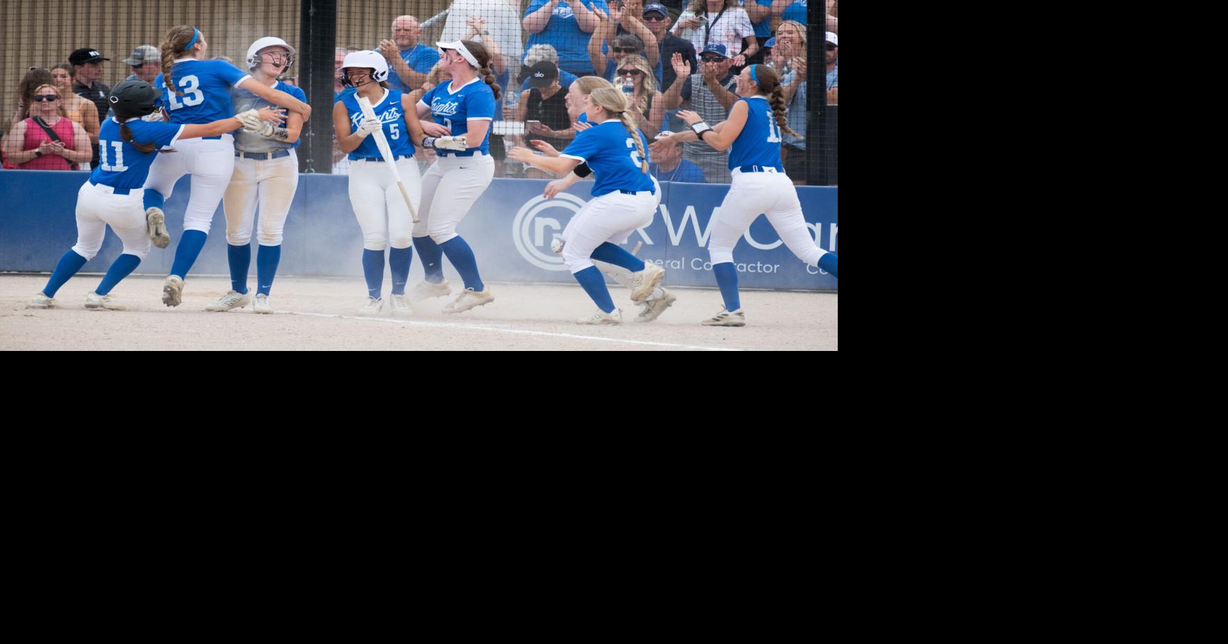Knights pull off walk-off win to conquer Giants for section title