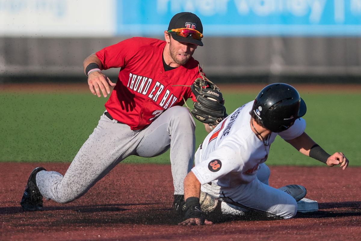 Moondogs Drop 6 5 Decision To Thunder Bay Local Sports