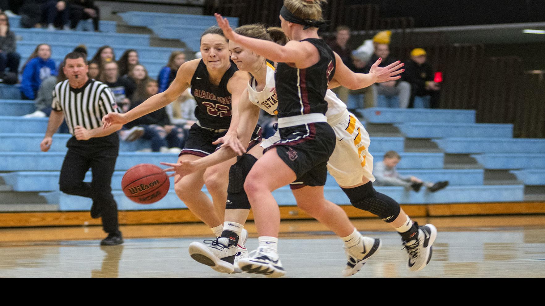 Gusties Finish Strong In Win Over Hamline Local Sports