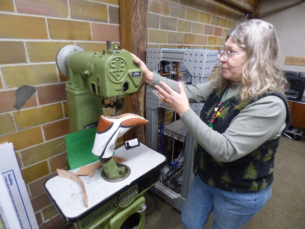 ss leather shoe maker