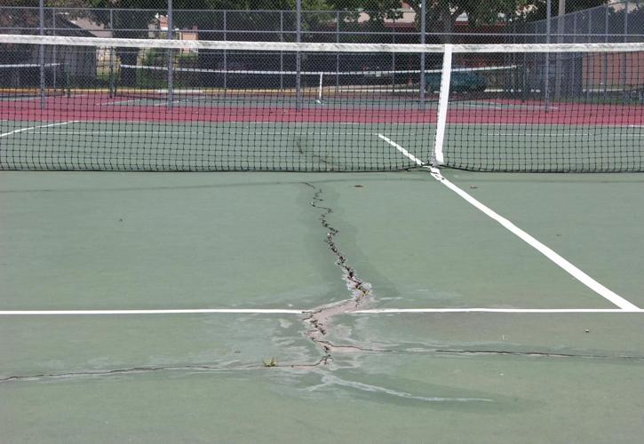 Courts pose safety concern Sports marysvilleonline net