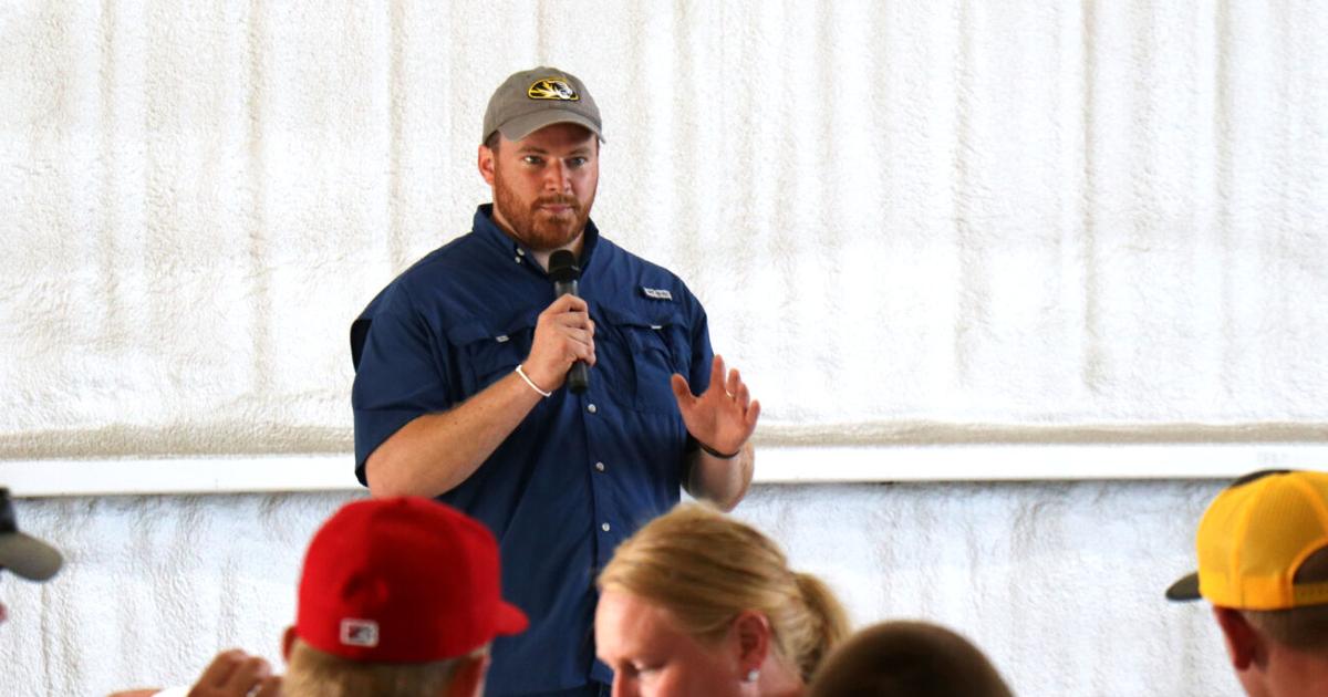 Willett pitches local voters