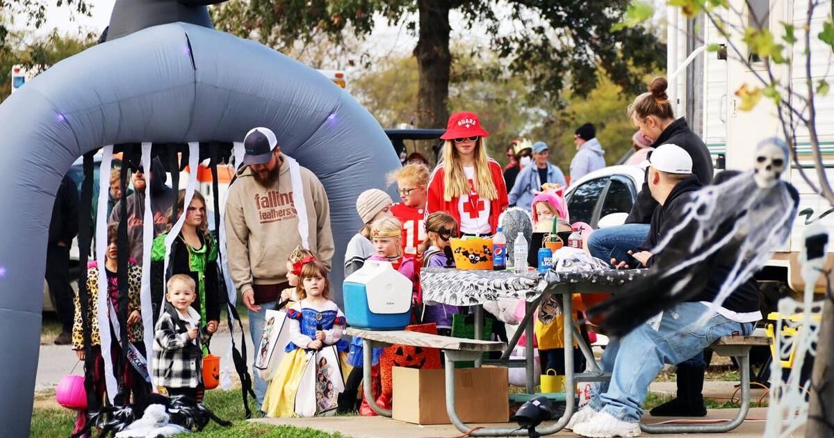 Annual trickortreat event offers same fun on early date Life
