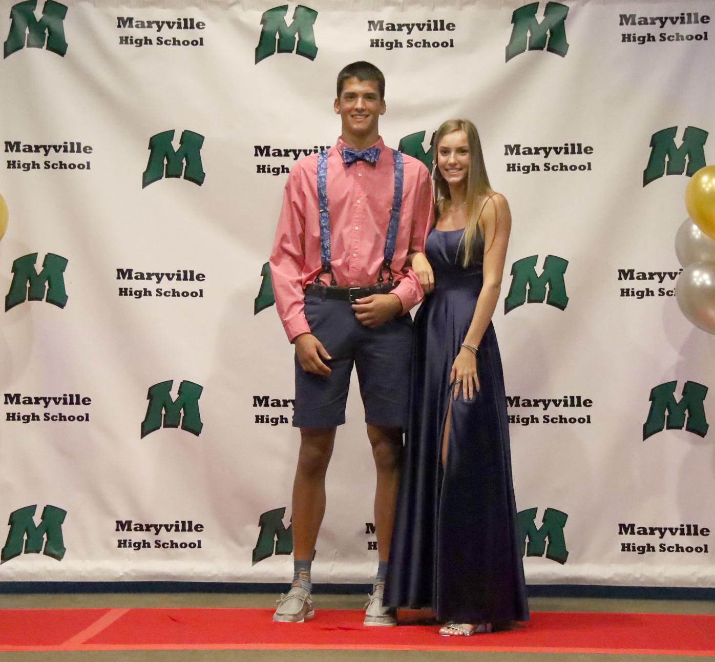 Spoofhounds strut their stuff on pre-prom red carpet | Features ...