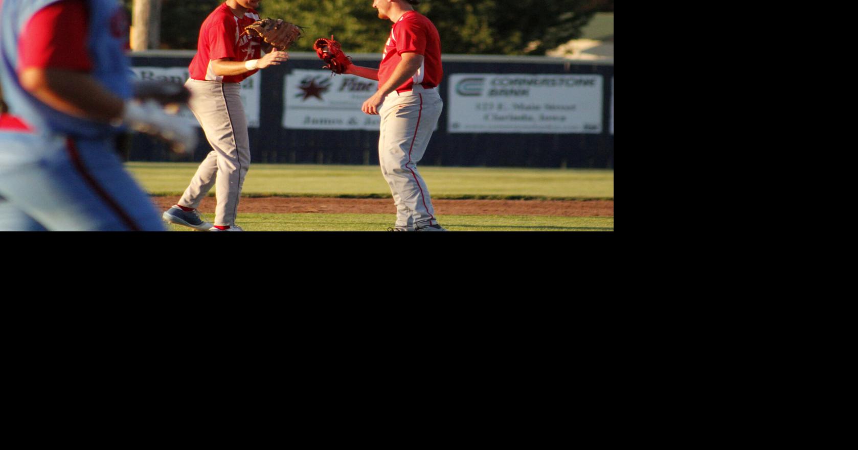 Chapman dominates A's lineup in win over Clarinda