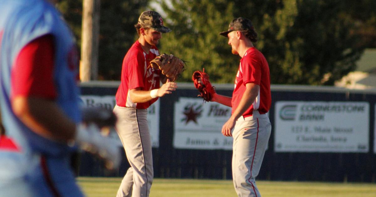 Chapman dominates A's lineup in win over Clarinda