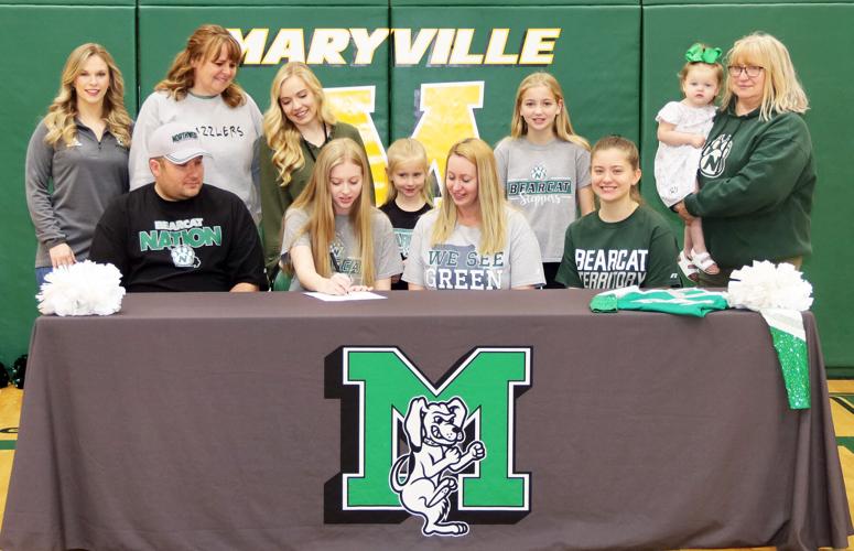SPOOFHOUNDS SIGN Maryville High School seniors commit to future