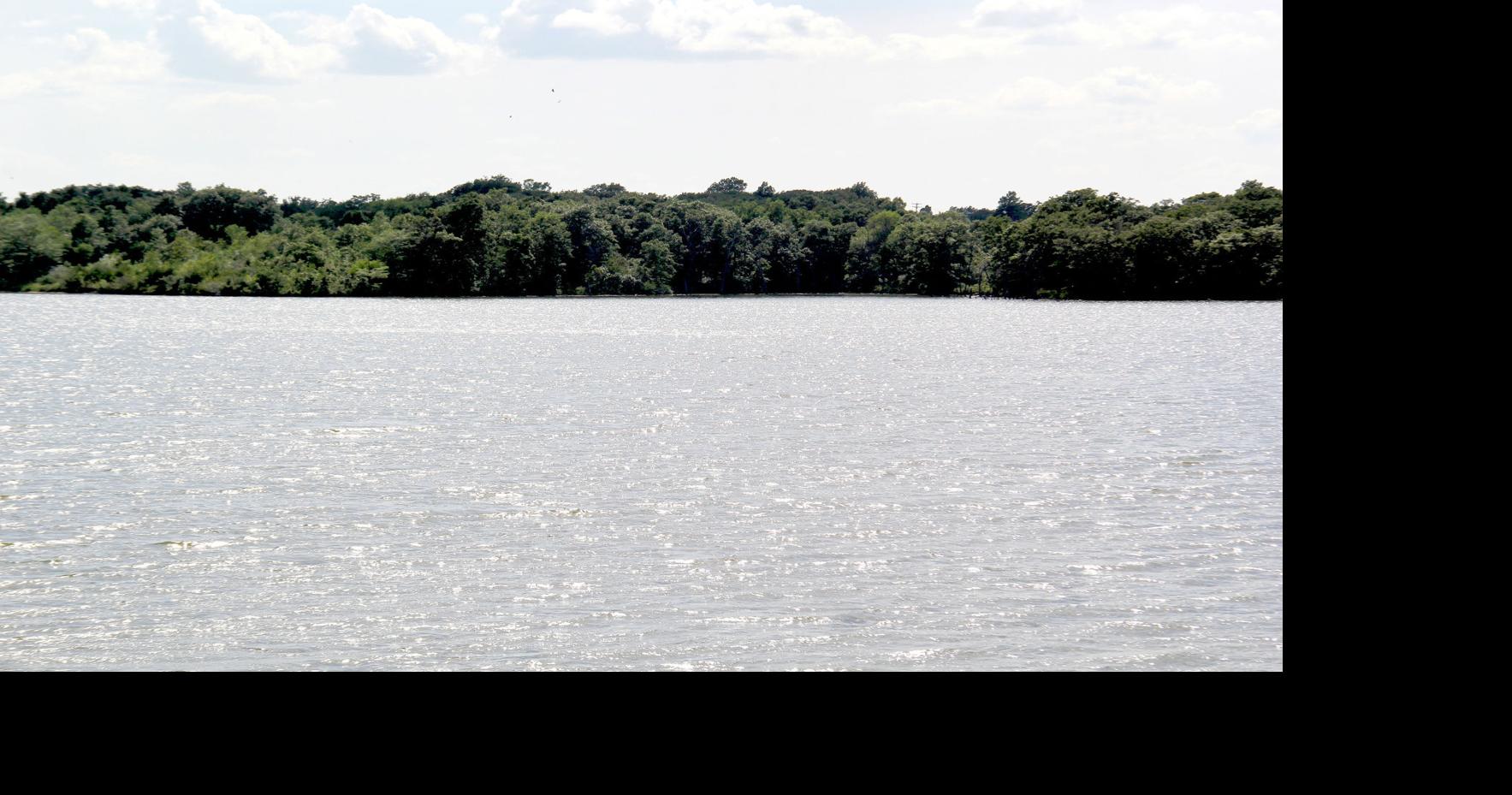 Council votes to keep wake boat ordinance unchanged