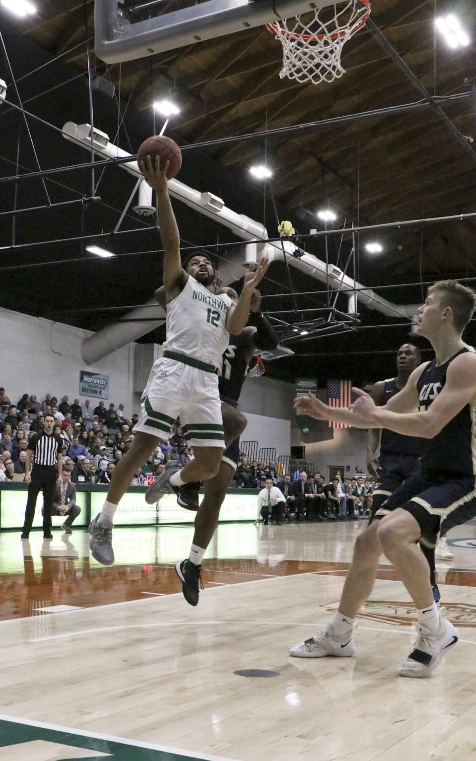 Updated Bearcat Men Make It 45 Straight With Win Over Previously
