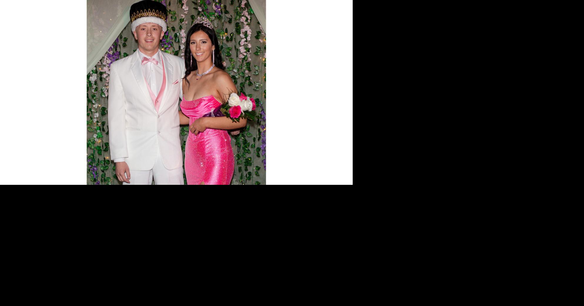 Tigers celebrate prom | Multimedia | Maryville Forum