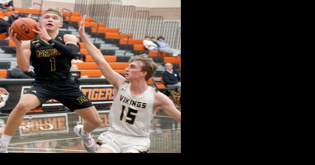 Short-handed Spoofhounds earn way to Doane championship game | Sports ...