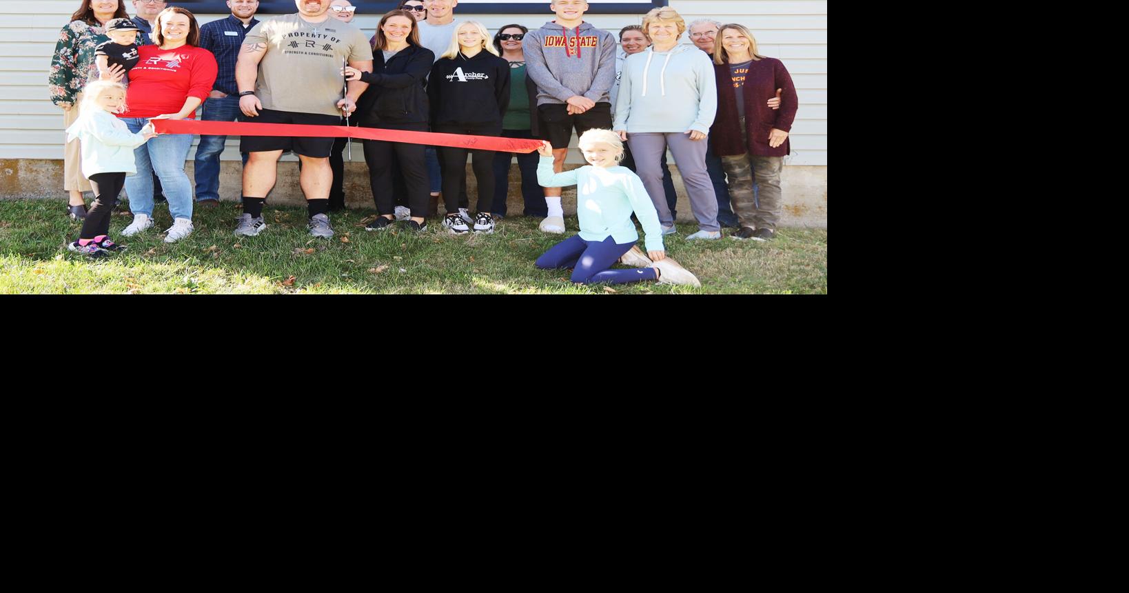 Two businesses celebrate new location Business Maryville Forum