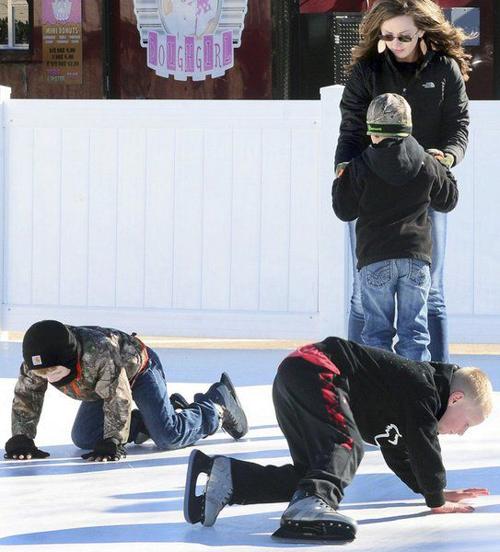 Ice rink returns for holiday season in McAlester
