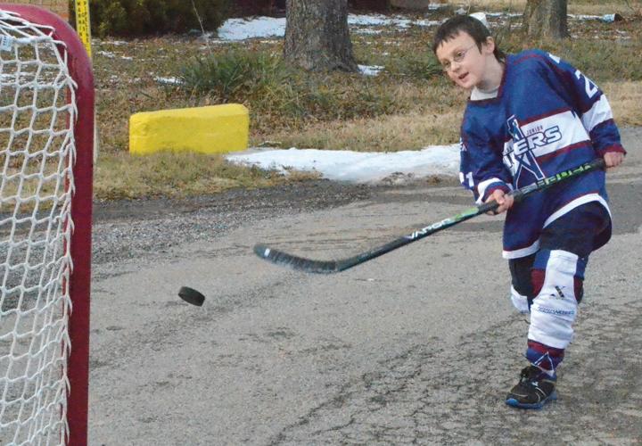 Josh Donaldson Plays Road Hockey, Now He's Practically Canadian