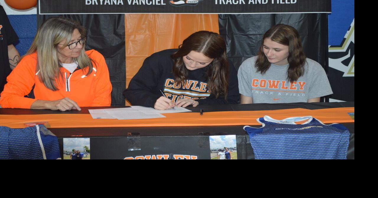Bryana Vanciel signs to Cowley College for track