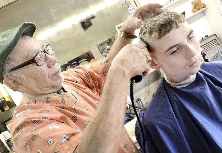 Local barber Jimmy G to retire, Local News
