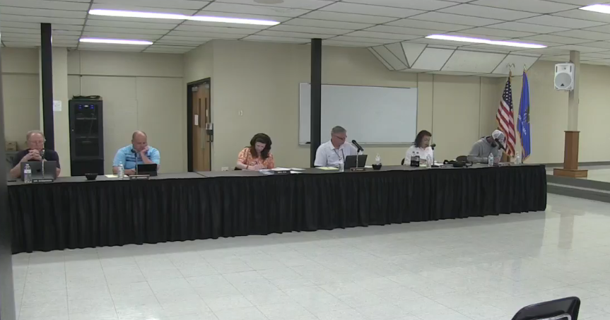 School board votes to arm staff members - Vimarsana News