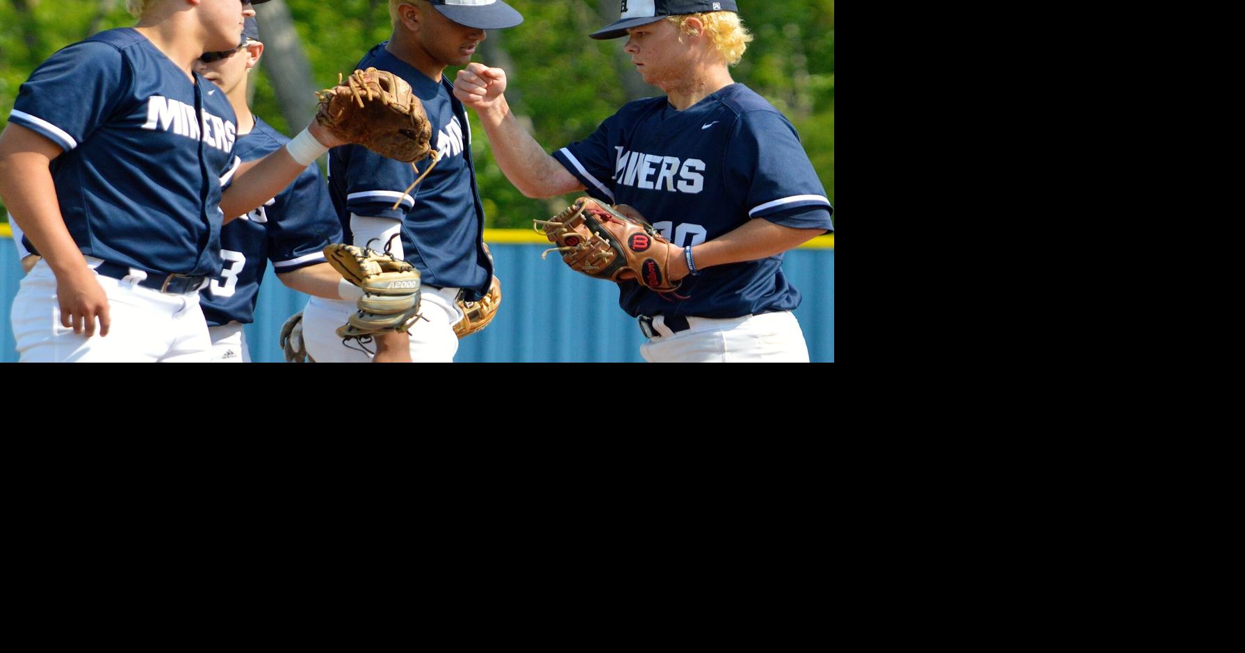 HS BASEBALL Hartshorne falls in back and forth battle at state