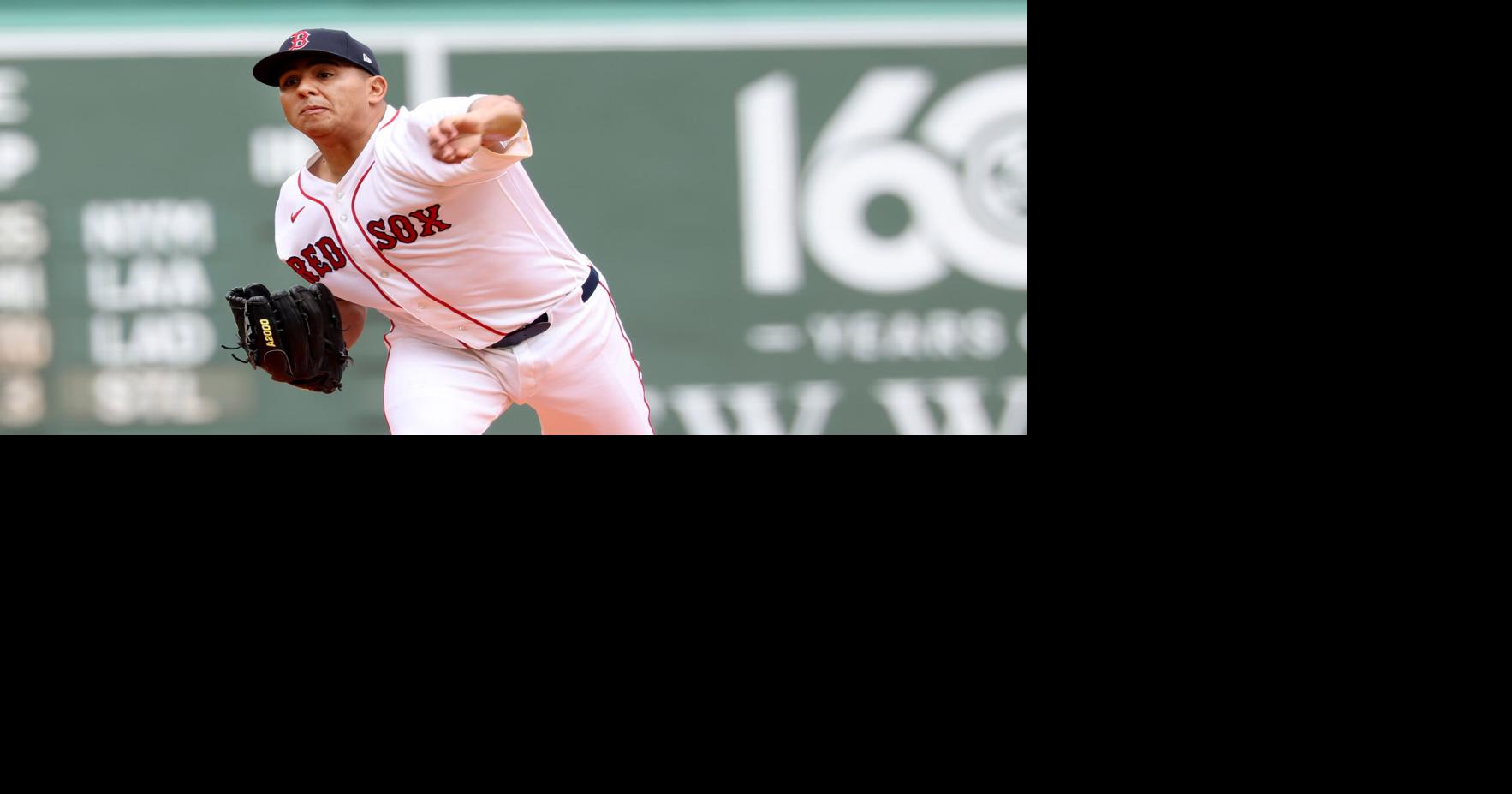 Red Sox starter Suárez leaves game vs. Astros after 4 innings due to hamstring tightness